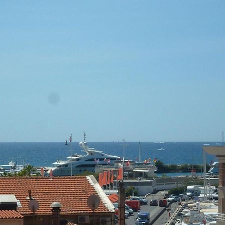 Charmant 2P Vue Mer Face Au Port De Golfe Juan Buitenkant foto